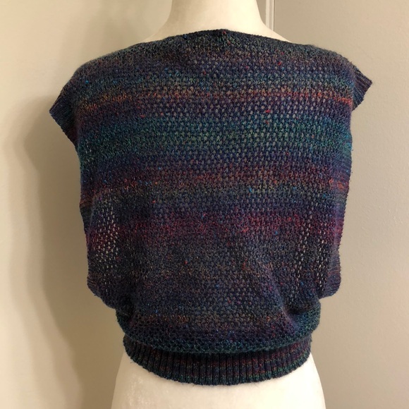 🔥3/15🔥Sasson Sleeveless Knit Top size Medium - Picture 4 of 4